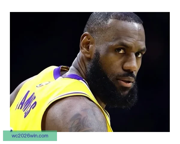 41岁勒布朗差1篮板三双遭多次争议判罚 湖媒怒批裁判判决荒谬