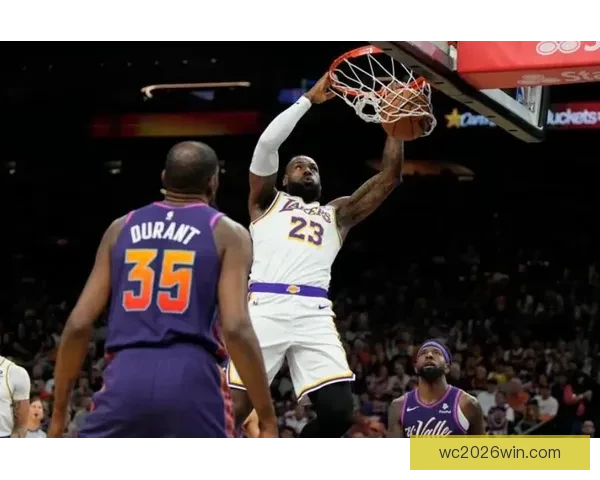 詹姆斯35分9三分创奇迹 近16年首次成队史第一人